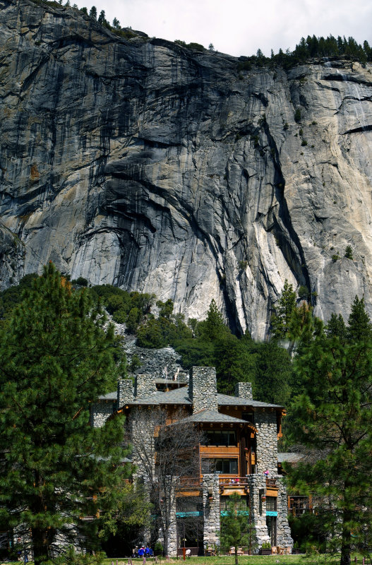 Ahwahnee_Hotel.jpg
