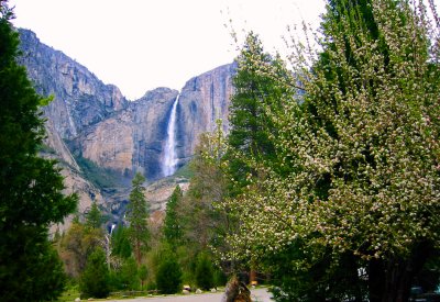 Yosemite_Upper_Falls_0.jpg
