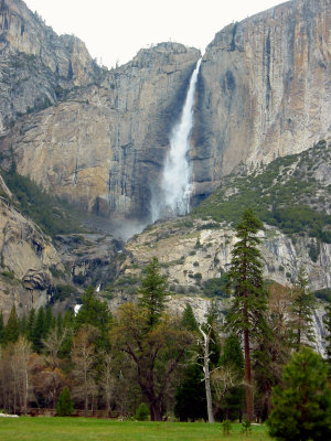 Yosemite_Upper_Falls_1.jpg