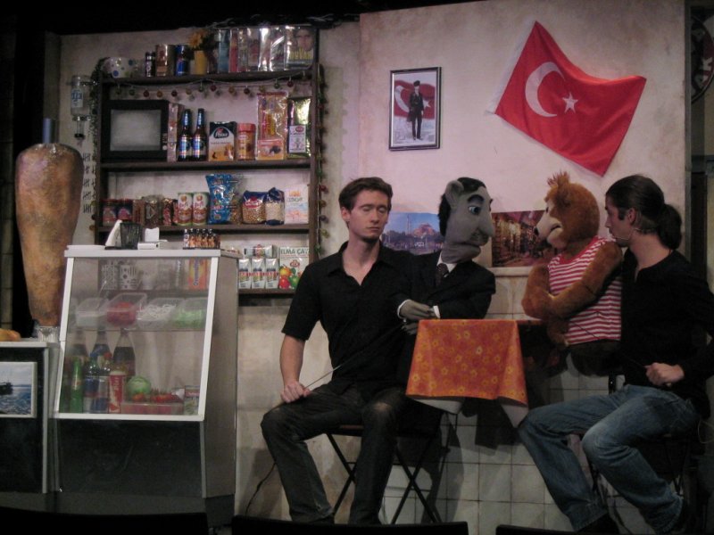 Fibbs and Pezzi at the cafe Ozgl
