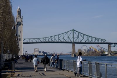 Montral - Quaie de l'horloge et pont Jacques Cartier pict0230.jpg