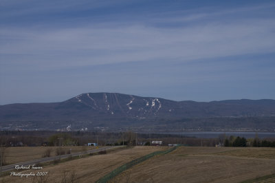 le d'Orlans - vue du Mont St Anne pict0030.jpg