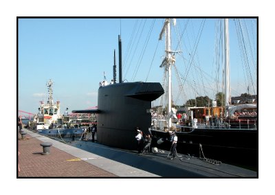 IJmuiden - Hr Ms Zeeleeuw - 2005