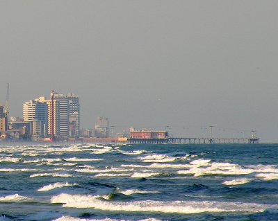 Main St Pier From Sunglow Pier (6.2 miles)
