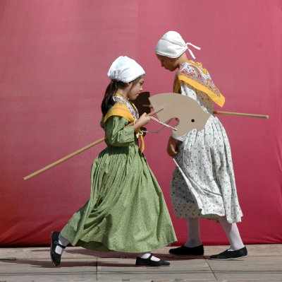 Grp_FolKlo150.JPG
