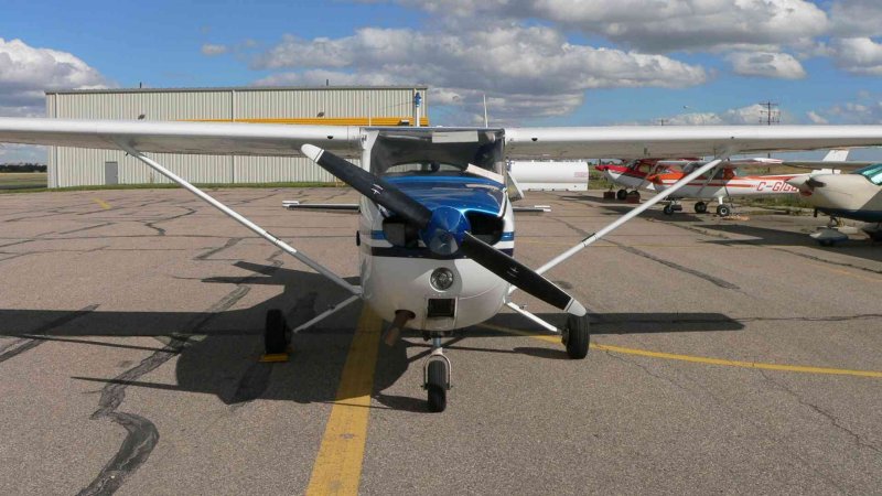 Cessna Skyhawk.jpg