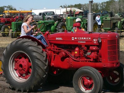 vintage_tractor_pulls