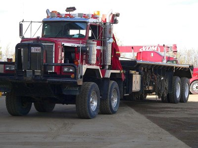 Kenworth twin steer.jpg