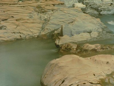 Shale, Kicking Horse River, Yoho Park