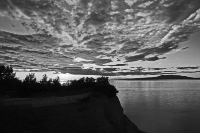 PtWoronzof_Sunset_16Sep2007_ 058aescbw.jpg