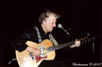 Doug MacLeod