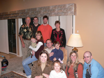 Phil Aquino's Family - Thanksgiving, 2006