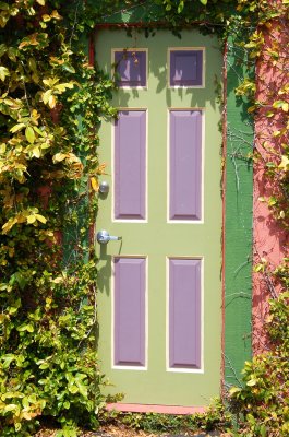 colorful door in Encinitas, Ca