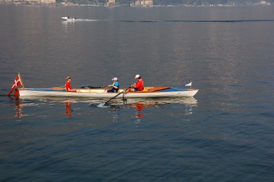 Speedboat,Slow boat