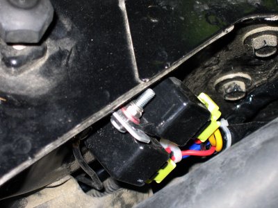 Headlight & fog relays left