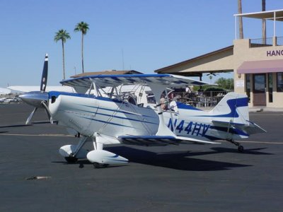 N44HV a biplaneis a fixed-wing aircraft