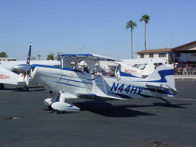 N44HV a biplaneis a fixed-wing aircraft