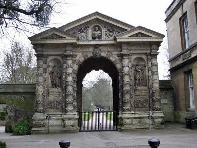 Oxford Botanic Gardens. Danby gateway