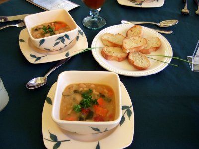 Tuscan vegetarian bean soup