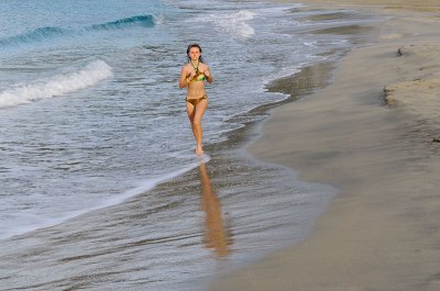 113 Running on the beach 3.jpg