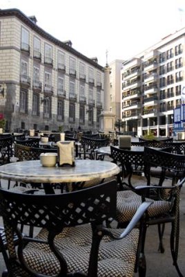Empty Cafe