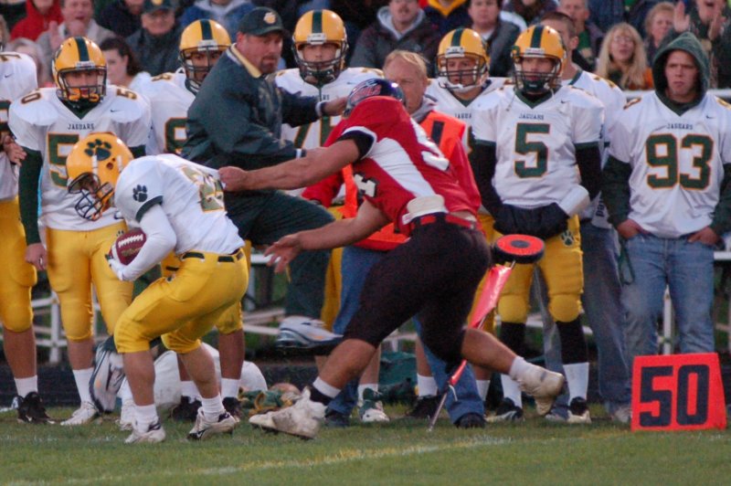2007-09-14_042 Ashwaubenon vs Green Bay East.jpg
