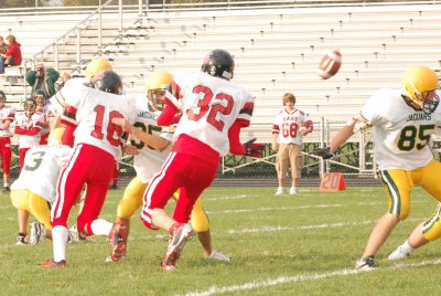 2007-09-17_020 Ashwaubenon vs Green Bay East.jpg