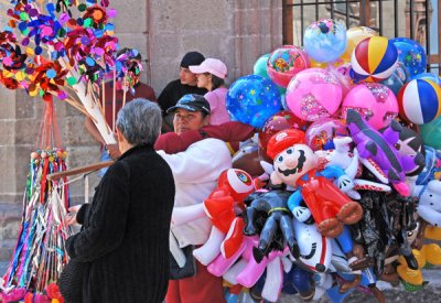 Balloon Lady, San Miguel de Allende, Mex.