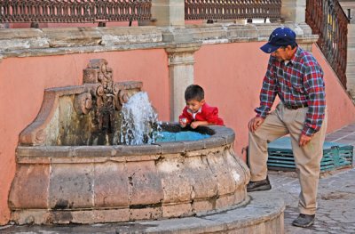 Boy and Fountain, Guanajuato, Mex.