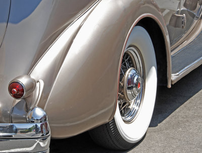 View of rear wheel section of 1954 Packard