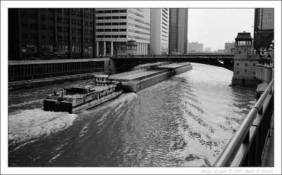 Milwaukee barges1a.jpg
