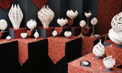 lace vases 1a.jpg