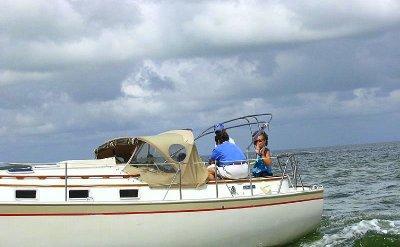 WHISKERS 30C broad reaching to leeward