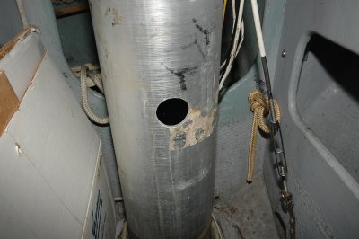 odd hole in mast base (item for concern)