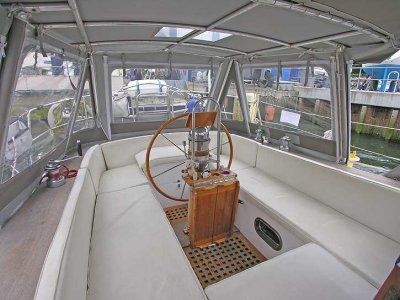 cockpit-aft