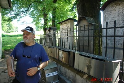 Remu and family headstones.JPG