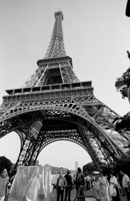 Eiffel Tower 1.jpg