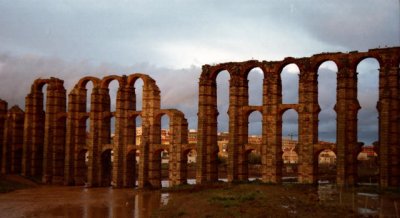 Roman Aqueduct, Merida