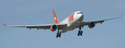 Airbus A330-200 TAM PT-MVA