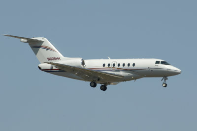 Raytheon Hawker Horizon N805HH