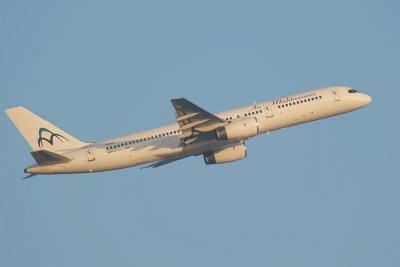 Boeing 757-200 Air Mditrrane TF-FII