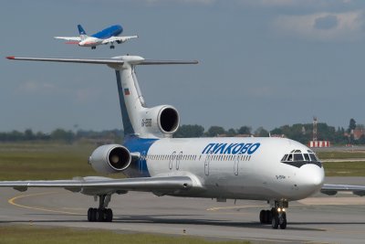Tupolev TU 154m Pulkovo RA-85187