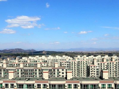 Summer Palace on the distance