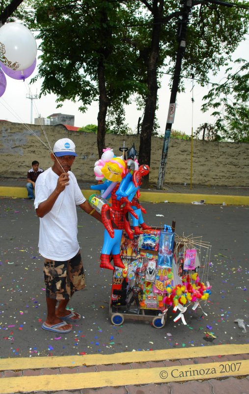 Balloon/Toy Vendor