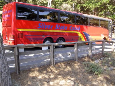 The comfortable and modern Silver State bus