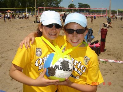 Brianna and Courtney capture silver medals