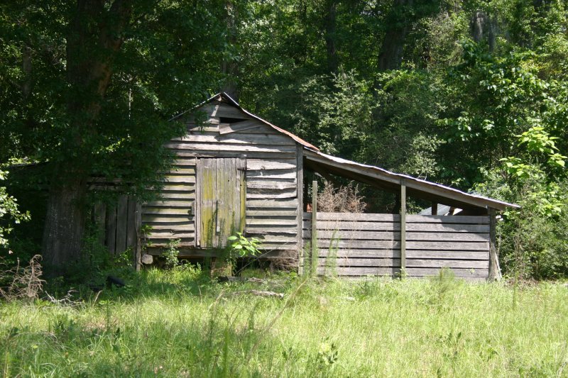 Old barn on E. 4th st. 