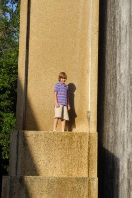 Williams Tower and Waterwall 8-5-2007 0005.jpg