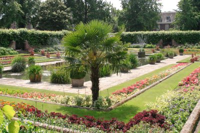 Kenningston Palace Gardens