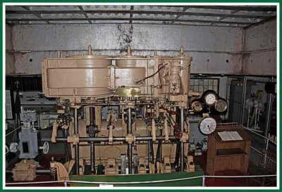 Triple expansion steam enging, used in WWII liberty ships.